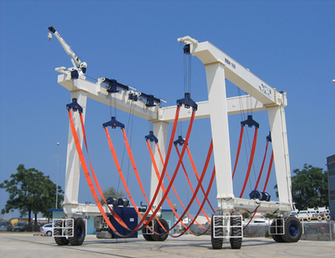 100 ton travel lift 