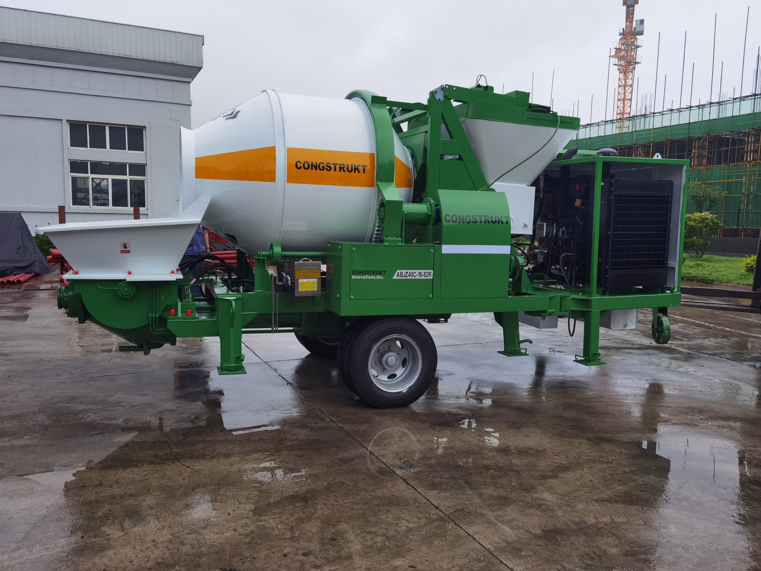 concrete pump with mixers