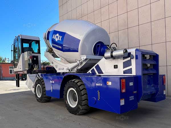 self loading concrete mixer machine