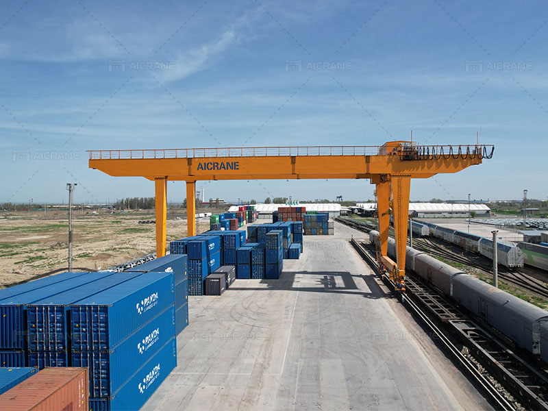 Large Gantry Crane for Railway