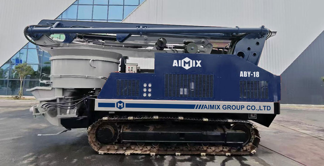 concrete pump crawler type