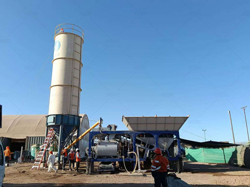 Mobile and Compact Ready-Mix Concrete Plant for Chile