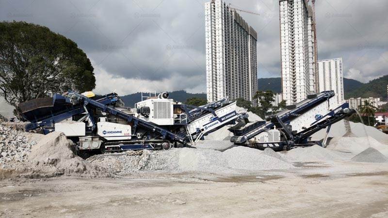 Mobile Track-Mounted Stone Crushing Solutions for Peru